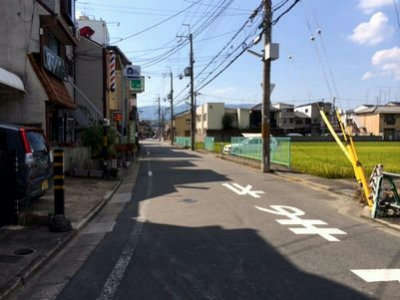 5.横断歩道を渡った風景です