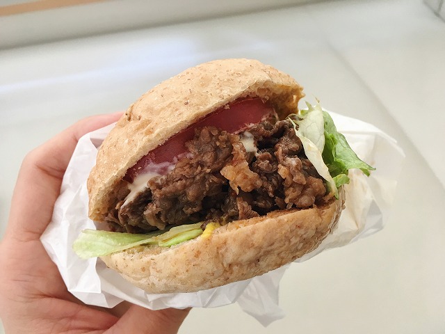 イオンモール京都桂川「京のお肉処 弘」のヒロバーガーはボリュームもあってガッツリ旨い!