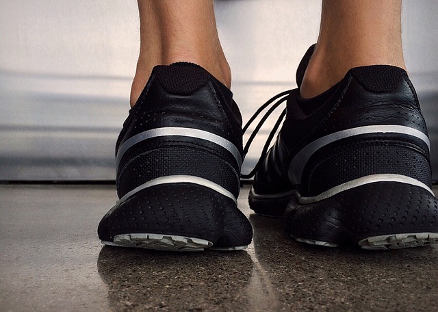筋トレ不要!腹筋を鍛えるにはランニングだけで十分!その理由を解説