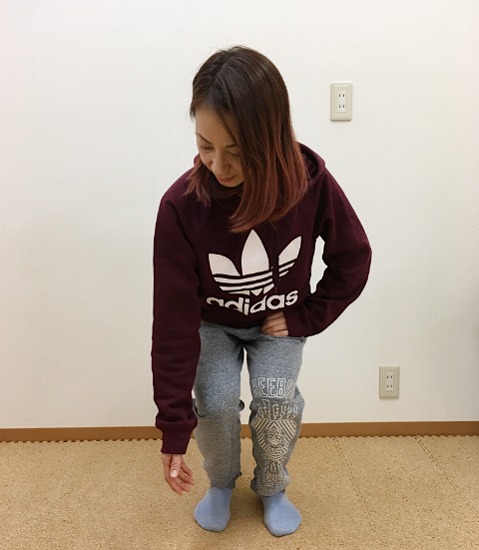 前屈で腰痛が起こりやすい理由と簡単にできる対処法を紹介!